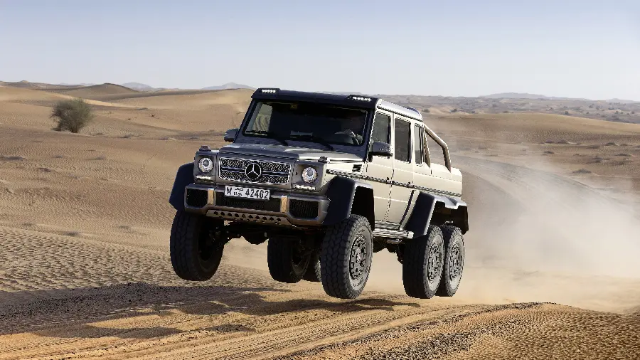 عکس از هیولای قدرتمند مرسدس بنز G63 AMG 6×6 مدل بسیار خاص