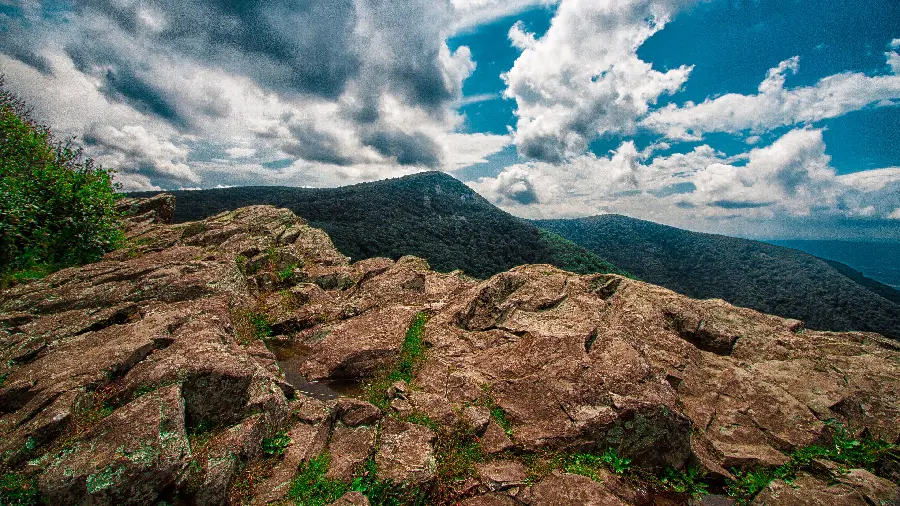 عکس منظره طبیعت کوهستانی با کیفیت بالا