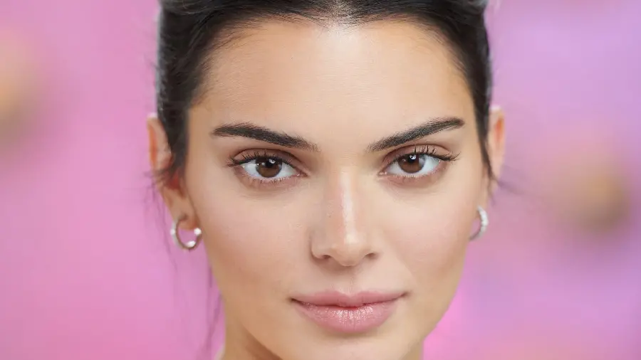 دانلود عکس و تصویر کندال جنر Kendall Jenner یکی از مانکن های ویکتوریا سکرت