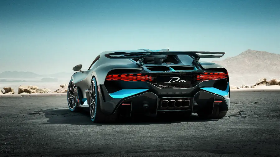 تصویر زمینه ماشین بوگاتی دیوو Bugatti Divo برای لپ تاپ