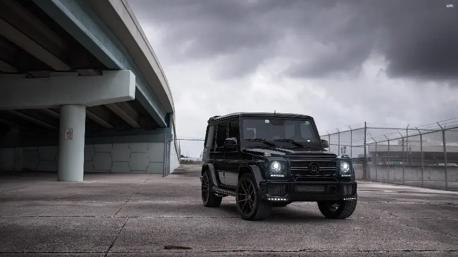 بک گراند 4K مرسدس بنز G550