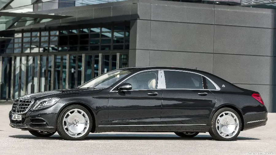 عکس لاکچری مرسدس بنز S500 مایباخ 2023