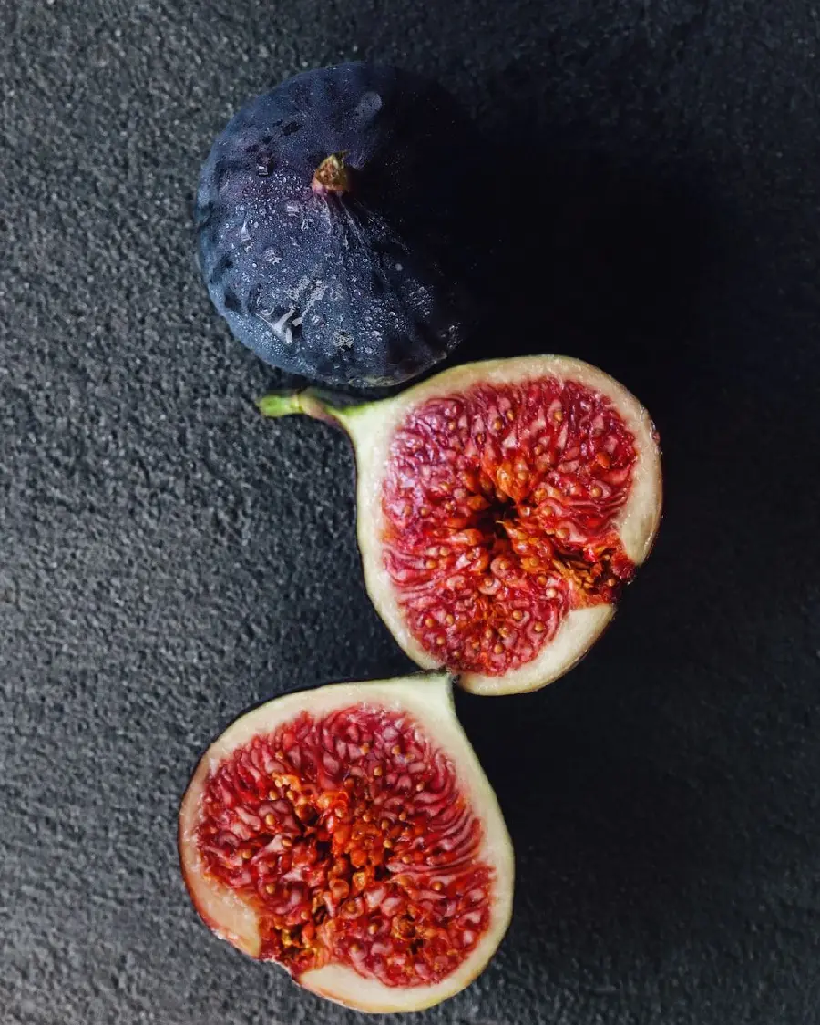 دانلود عکس انجیر رسیده figs fruit ripe با کیفیت بالا