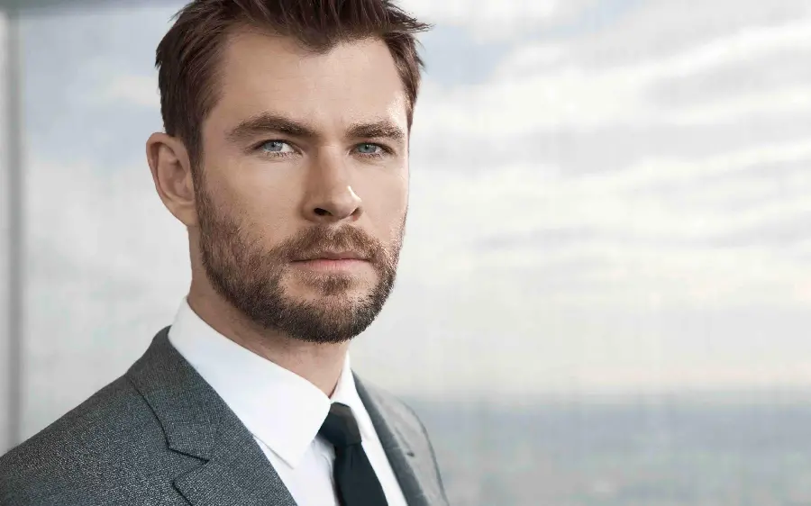 تصویر زمینه محبوب و پرطرفدار کریس همسورث Chris Hemsworth با کیفیت بالا 